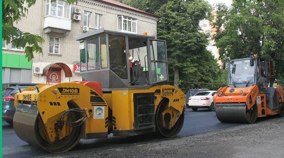 В Брянске идёт капитальный ремонт участка автодороги по улице Советской