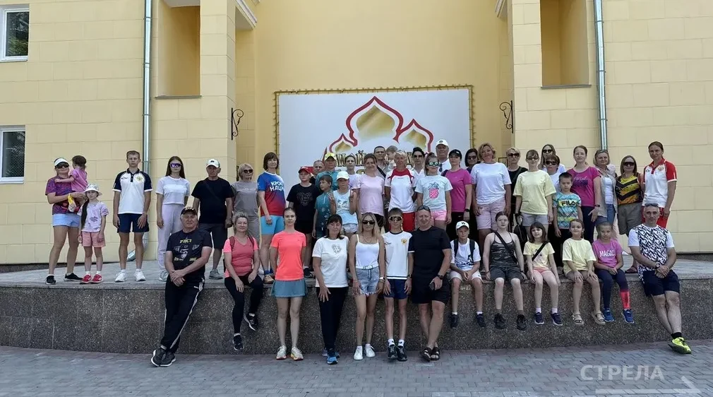 В парке ДК Железнодорожников в Брянске прошел «Час здоровья»