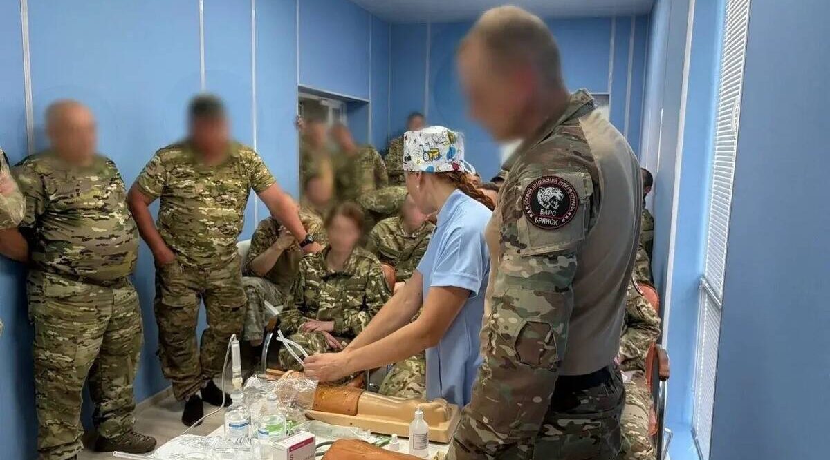 Бойцов «БАРС-Брянск» научат использовать компоненты крови при ранениях