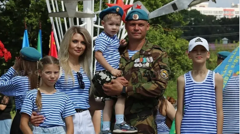 Брянщина отмечает День Воздушно‑десантных войск