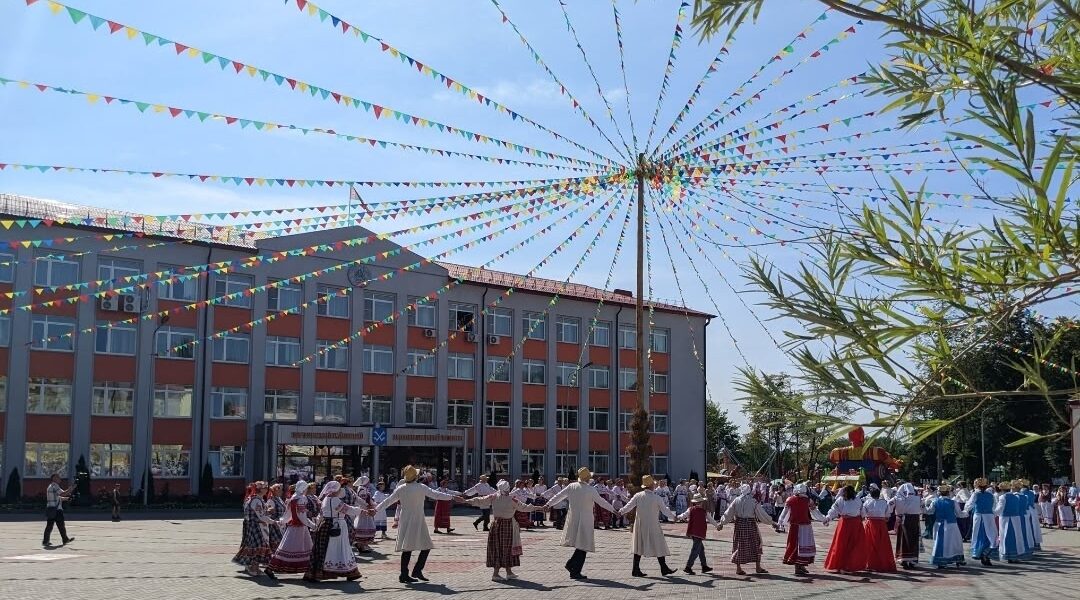 Красногорска делегация Брянщины на белорусском празднике ремёсел