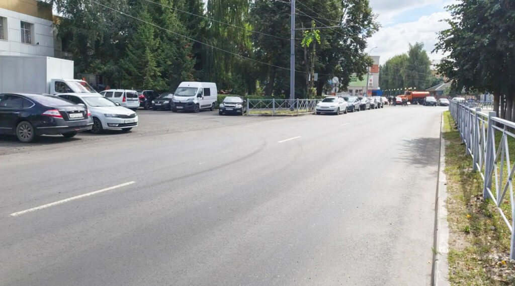 На улице Советской в Брянске завершают капитальный ремонт дороги