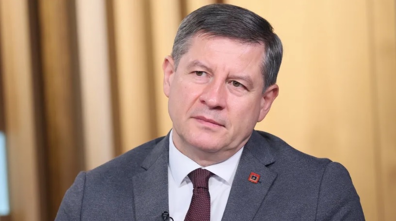 Врио губернатора Егор Ковальчук рассказал, что в Брянской области ему помогает опыт работы в правительстве ЛНР