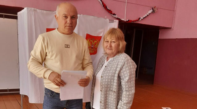 В Красногорском районе Брянщины жители голосуют семьями