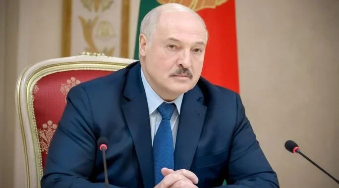 Лукашенко поблагодарил главу Брянщины за помощь белорусам после атак БПЛА